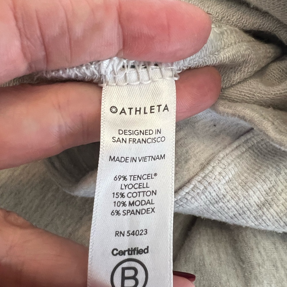 Athleta Heather Gray Culotte Pants Size MP - Picture 3 of 9